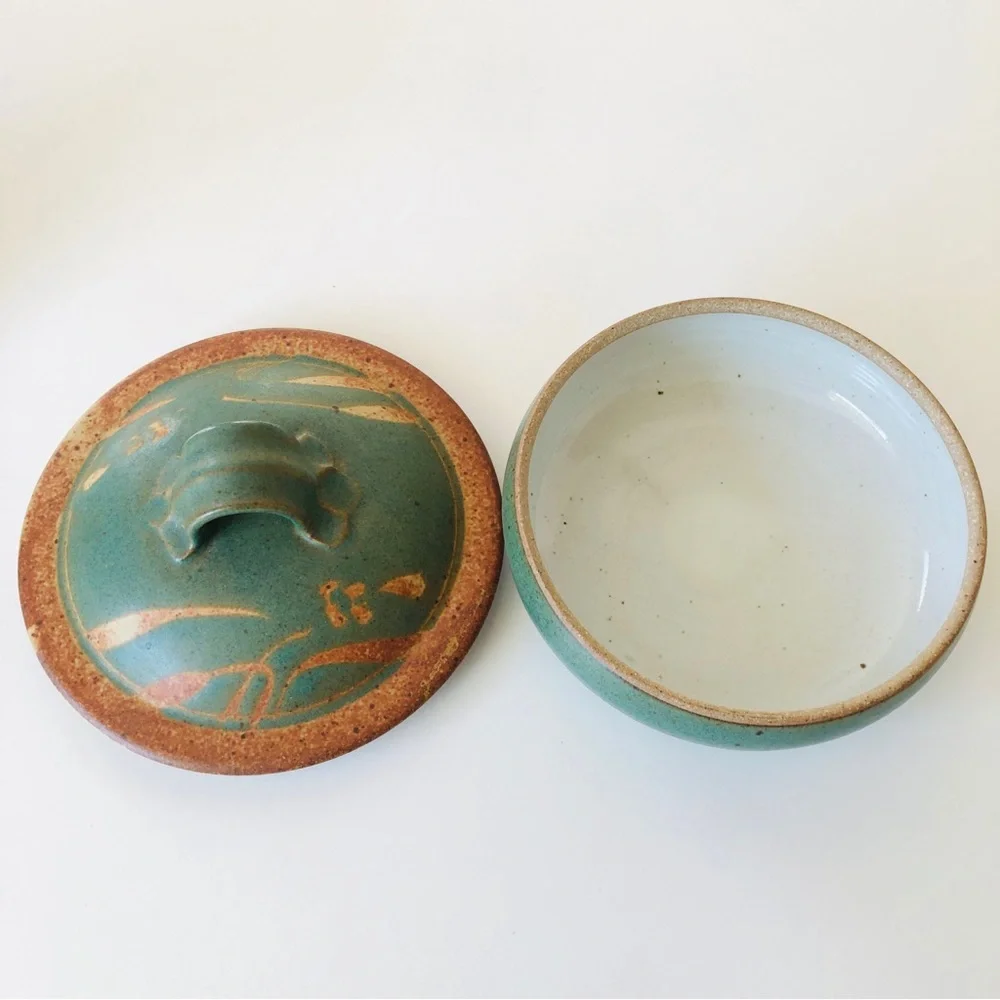 Artisnal  Handmade Pottery Casserole Signed